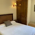 查理酒店 酒店 2*