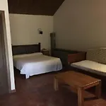 查理酒店
