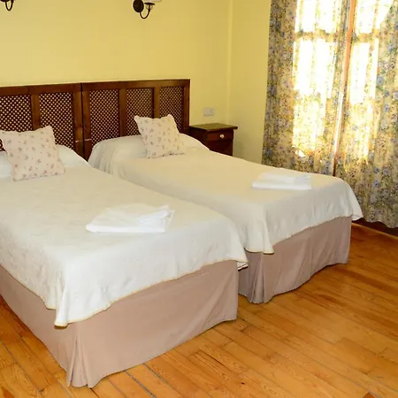 Hotel Charle 2*